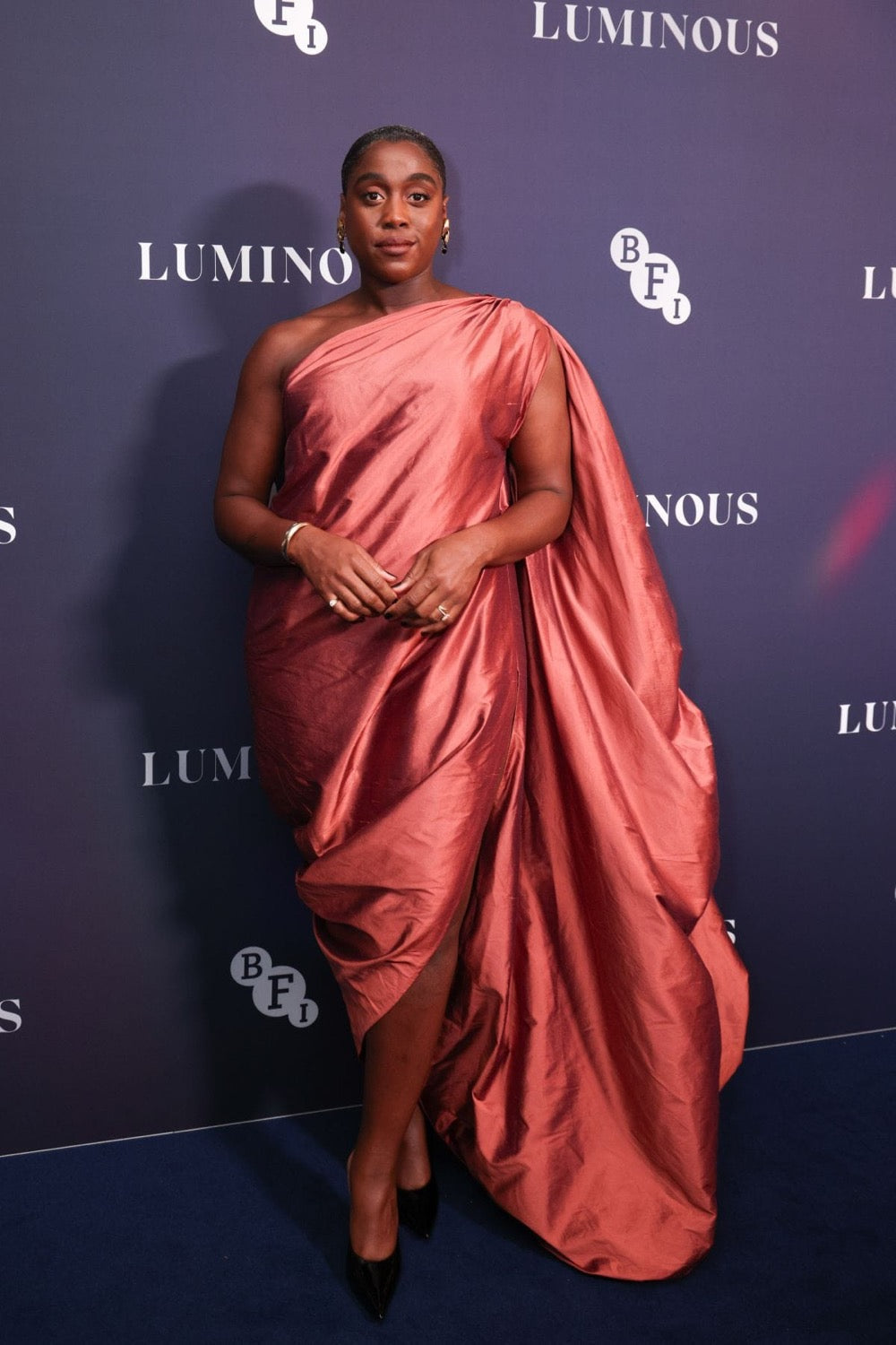 Lashana Lynch, l'actrice de "No time to die" et "Womens King" choisit Imane Ayissi Couture