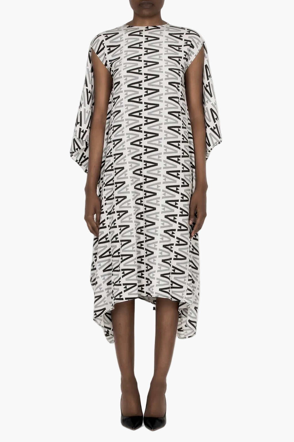 "Boubou" dress in flowing silk crepe with an exclusive print