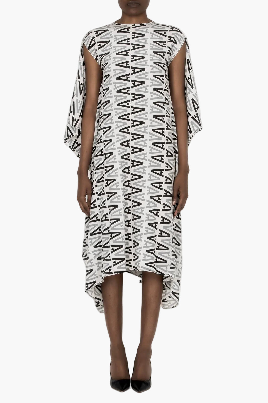Robe "boubou" en crêpe de soie fluide imprimé exclusif