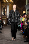 veste en Ntutueré de coton tissé à la main au Cameroun effrangé, pantalon en laine et soie