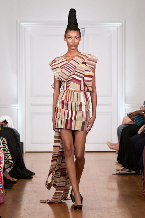 Look 11