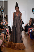 Dress in silk taffeta and raffia