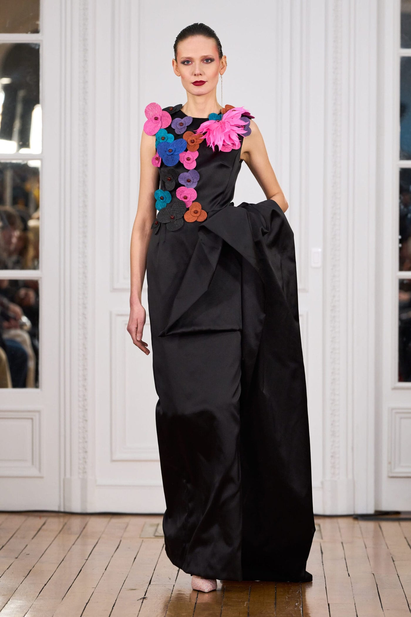 Long pencil dress in silk duchesse satin embroidered with Obom flowers from Cameroon and glass beads